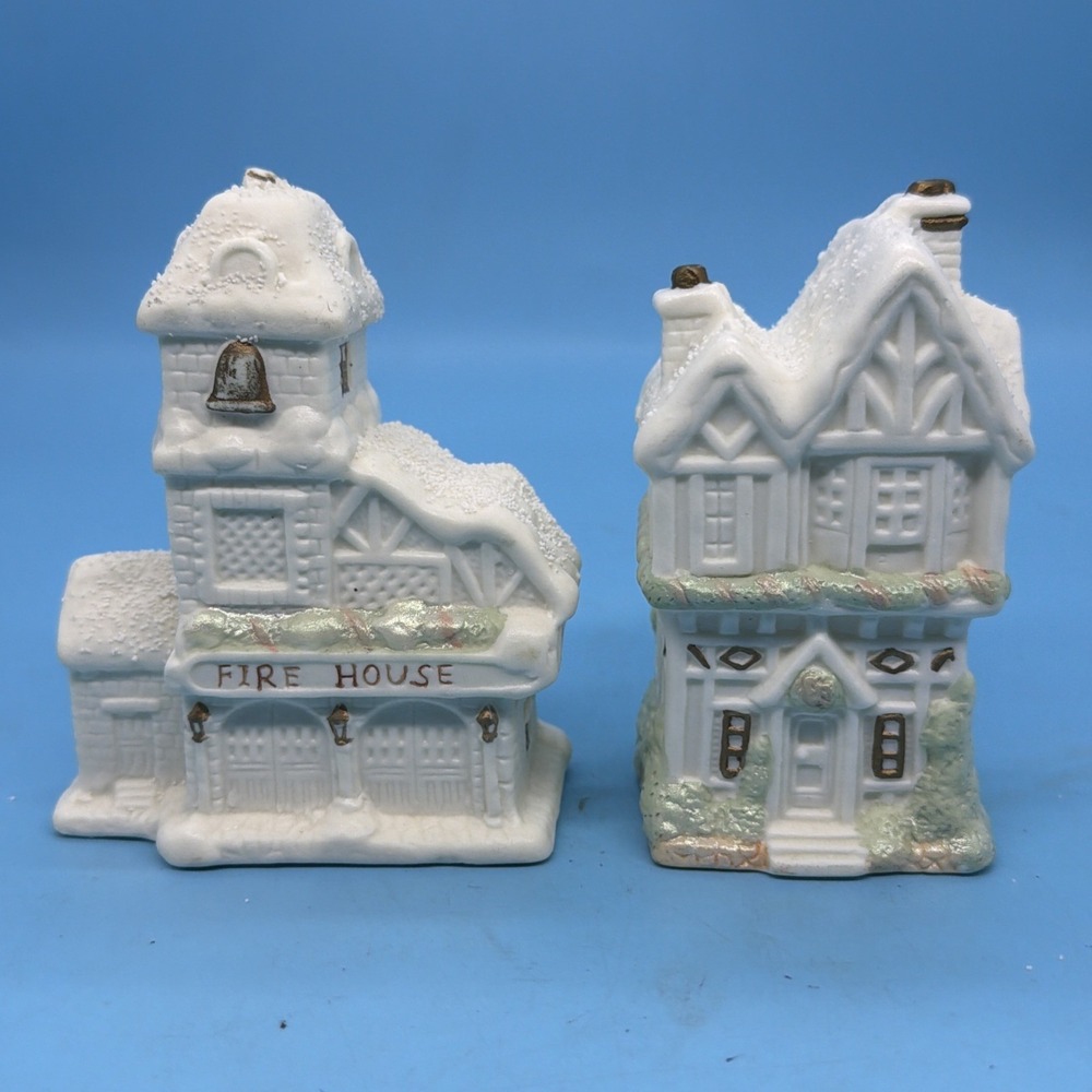 Vintage Carlton Cards AGC Christmas Town Lane Fire House & Bakery Village Lot